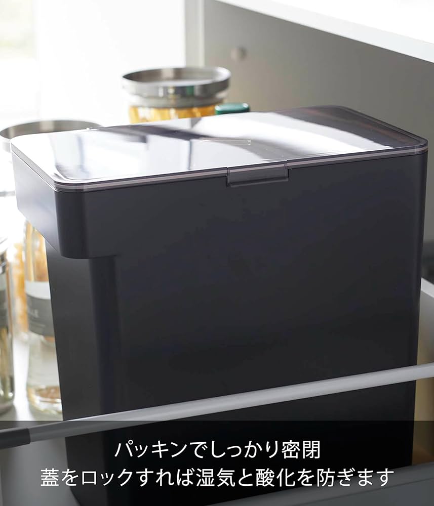 Amazon｜山崎実業(Yamazaki) 密閉 米びつ 10kg 計量カップ付